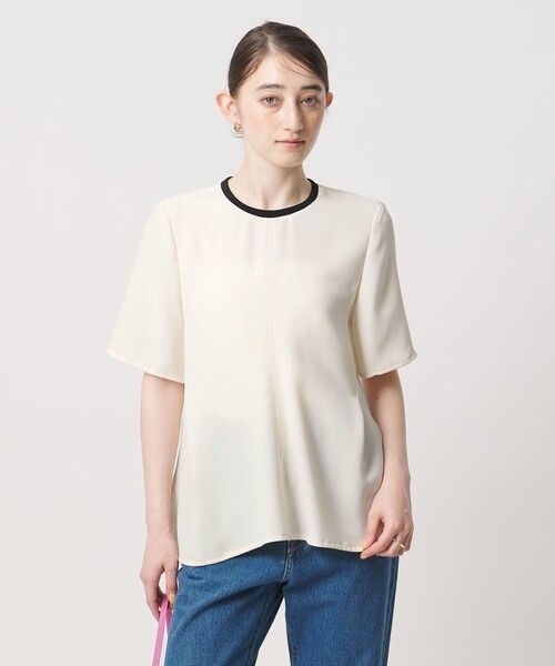 UNITED ARROWS(ユナイテッドアローズ)の「COMFY イレギュラー ヘム ブラウス ‐防汚 UVカット ウォッシャブル‐(シャツ/ブラウス・レディース・ブラック/オフホワイト/ダークグレー・FREE)」の2枚目の写真