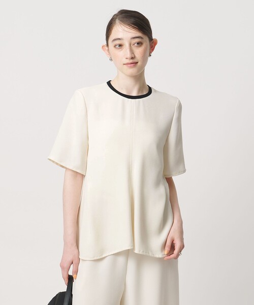 UNITED ARROWS(ユナイテッドアローズ)の「COMFY イレギュラー ヘム ブラウス ‐防汚 UVカット ウォッシャブル‐(シャツ/ブラウス・レディース・ブラック/オフホワイト/ダークグレー・FREE)」の7枚目の写真