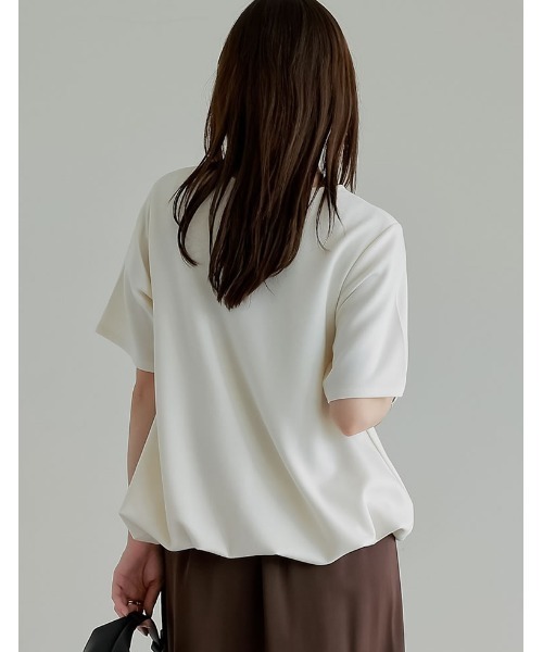 Re:EDIT（リエディ）の「[UVカット][接触冷感][シワになりにくい]マシュマロポンチ裾バルーントップス（Tシャツ/カットソー・レディース・オフホワイト/杢グレー/レッド/ブラック・MEDIUM/LARGE）」の8枚目の写真