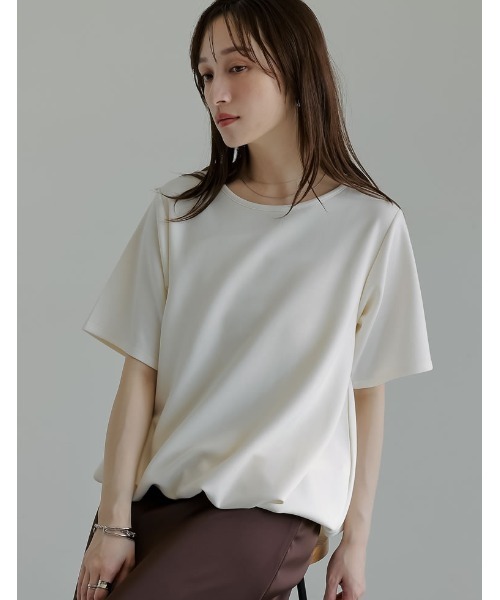 Re:EDIT（リエディ）の「[UVカット][接触冷感][シワになりにくい]マシュマロポンチ裾バルーントップス（Tシャツ/カットソー・レディース・オフホワイト/杢グレー/レッド/ブラック・MEDIUM/LARGE）」の7枚目の写真