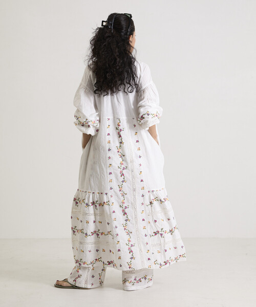 Freada（フリーダ）の「Freada/フリーダ ドビー花刺繍×レースドレス（ワンピース・レディース・ホワイト/ブラック・ONE SIZE）」の8枚目の写真