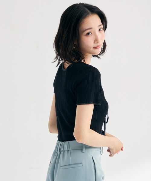 MISCH MASCH(ミッシュマッシュ)の「2026春夏新作 ラメ配色リボン半袖アイレットリブニット(ニット/セーター・レディース・モカ/ホワイト/ライトグリーン/ブラック・フリ-)」の15枚目の写真