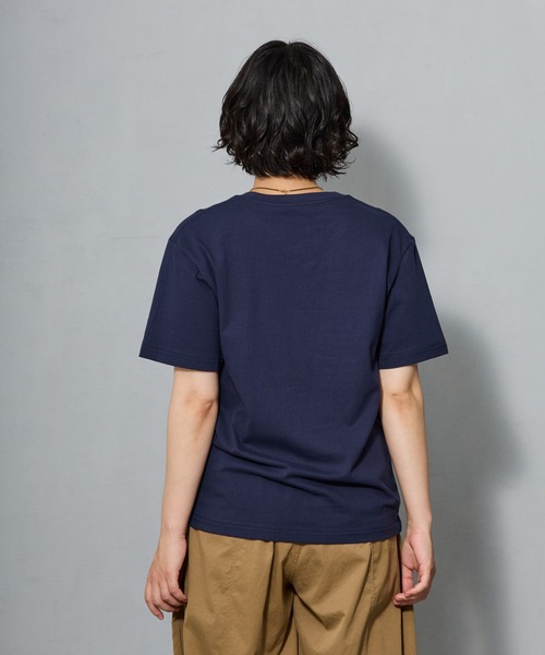 aremoi(アレモイ)の「ヴィンテージライク ドッググラフィック クルーネックTシャツ(Tシャツ/カットソー・レディース・ネイビー・SMALL/MEDIUM/LARGE)」の15枚目の写真