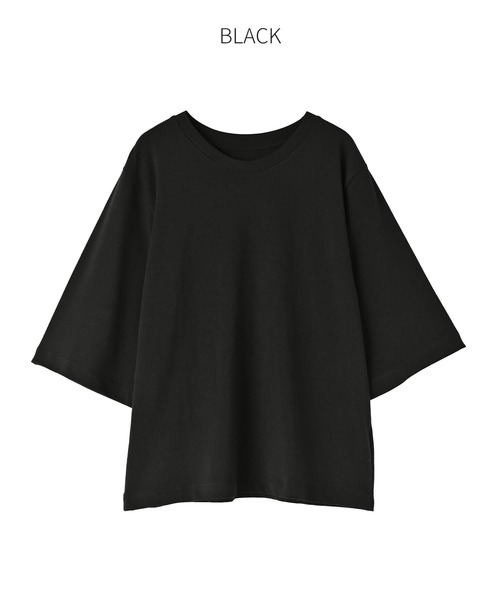 STYLE DELI(スタイルデリ)の「大人の上腕カバー首開きやわらかTシャツ(Tシャツ/カットソー・レディース・ブラック/ホワイト・FREE)」の18枚目の写真