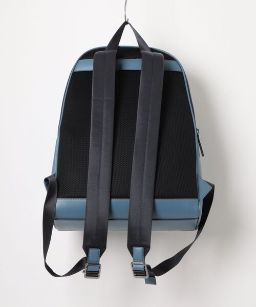 MICHAEL KORS（マイケルコース）の「POCKET A-LINE BKPK（バックパック/リュック・メンズ・ブルー系・FREE）」の2枚目の写真