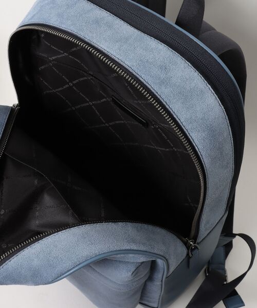 MICHAEL KORS（マイケルコース）の「POCKET A-LINE BKPK（バックパック/リュック・メンズ・ブルー系・FREE）」の4枚目の写真