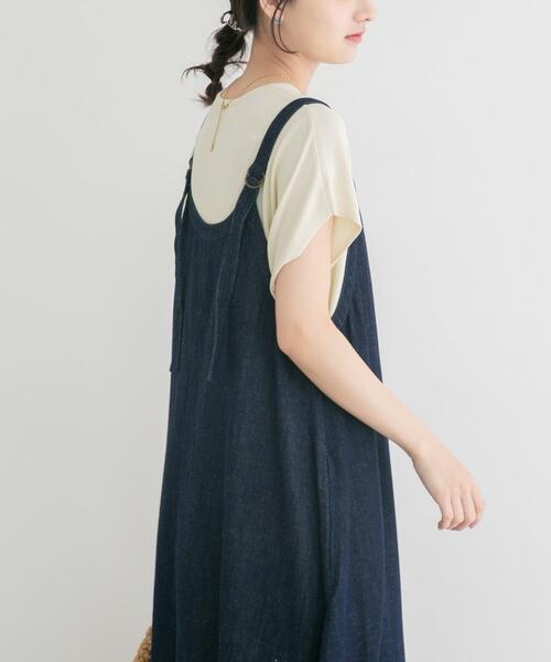 ITEMS URBANRESEARCH(アイテムズ アーバンリサーチ)の「『洗濯可』ビッグノースリーブニット(ニット/セーター・レディース・ブルー系その他/ブラック/オフホワイト/ブラウン・FREE)」の7枚目の写真