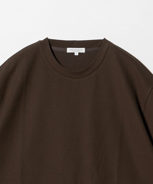 A DAY IN THE LIFE UNITED ARROWS(アデイインザライフユナイテッドアローズ)の「シルケット パールニット リラックス カットソー<A DAY IN THE LIFE>(Tシャツ/カットソー・メンズ・ブラウン系/ライトグレー/ネイビー・L/M)」の5枚目の写真