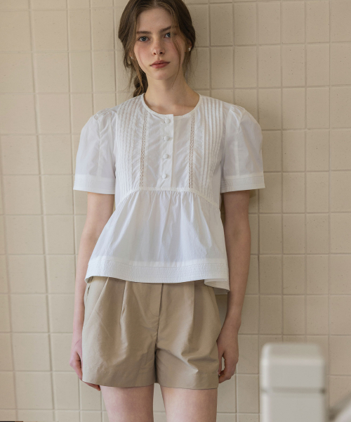 LAUTREDE MIN(ロートルドミン)の「Stich Femme Blouse(シャツ/ブラウス・レディース・ホワイト・SMALL/MEDIUM/LARGE)」の4枚目の写真