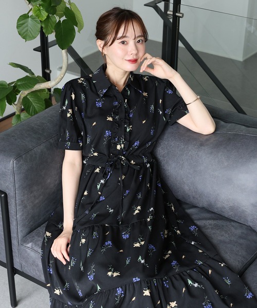 BLUEEAST（ブルーイースト）の「《2サイズ展開》フロントフリルワンピース（ワンピース・レディース・ベージュ/ブラック・LARGE/MEDIUM）」の2枚目の写真