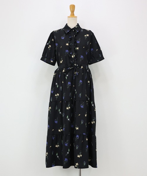 BLUEEAST（ブルーイースト）の「《2サイズ展開》フロントフリルワンピース（ワンピース・レディース・ベージュ/ブラック・LARGE/MEDIUM）」の19枚目の写真