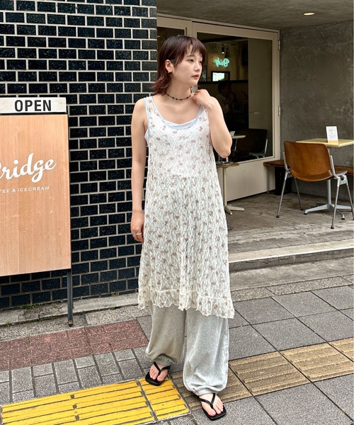 PILIT（ピリット）の「フラワーレース レイヤードワンピース（ワンピース・レディース・オフホワイト/アイボリー・MEDIUM）」の4枚目の写真