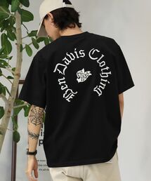 【BEN DAVIS(ベンデイビス)】 OLD ENGLISH EMB TEE / Tシャツ 半袖 クルーネック 刺繍 ワンポイント ユニセックス オーバーサイズ