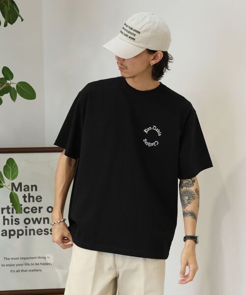 BEN DAVIS(ベンデイビス)の「【BEN DAVIS(ベンデイビス)】 OLD ENGLISH EMB TEE / Tシャツ 半袖 クルーネック 刺繍 ワンポイント ユニセックス オーバーサイズ(Tシャツ/カットソー・メンズ・ネイビー/ホワイト/ブラック・MEDIUM/X-LARGE/LARGE)」の22枚目の写真