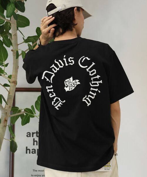BEN DAVIS(ベンデイビス)の「【BEN DAVIS(ベンデイビス)】 OLD ENGLISH EMB TEE / Tシャツ 半袖 クルーネック 刺繍 ワンポイント ユニセックス オーバーサイズ(Tシャツ/カットソー・メンズ・ネイビー/ホワイト/ブラック・MEDIUM/X-LARGE/LARGE)」の21枚目の写真