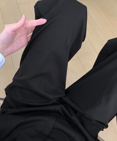 Mela(メラ)の「バルーンシルエットワイドパンツ(スラックス・レディース・ベージュ/ホワイト系/ブラック・S/M/L)」の6枚目の写真