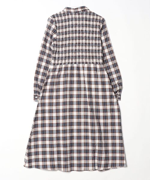 BANANA REPUBLIC FACTORY STORE(バナナリパブリック ファクトリーストア)の「BANANA REPUBLIC FACTORY STORE ブリージーチェックスモックミディワンピース(ワンピース・レディース・ブラウン・XS/S/L/M)」の2枚目の写真