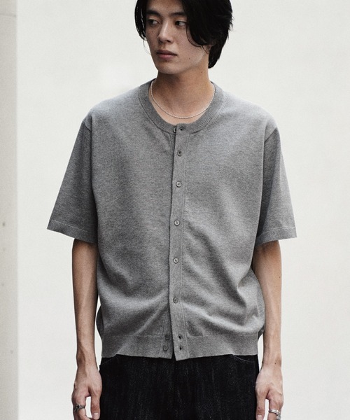 WYM LIDNM（ウィム バイ リドム）の「T/C CREW HALF SLEEVE  CARDIGAN（カーディガン/ボレロ・メンズ・グレー/チャコール/ライトグレー/ブラウン・S/M/L）」の3枚目の写真
