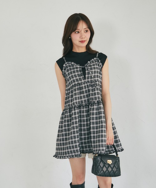 tocco closet(トッコ クローゼット)の「リボン付きティアードフリルチュニック(キャミソール・レディース・ブラック/ブラウン・M)」の7枚目の写真