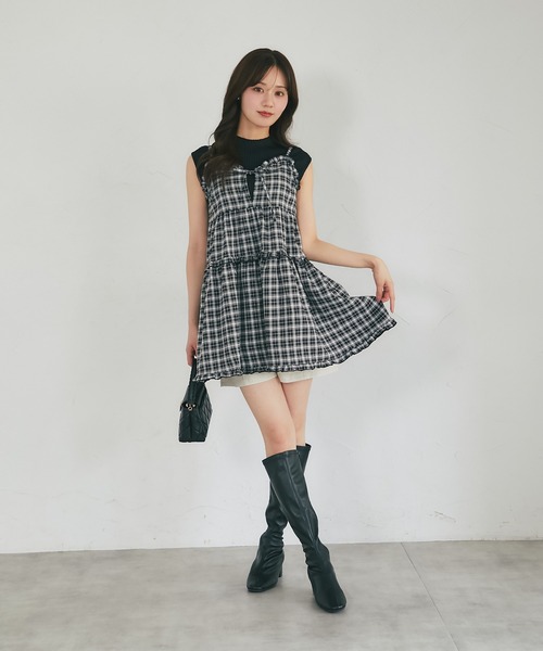 tocco closet(トッコ クローゼット)の「リボン付きティアードフリルチュニック(キャミソール・レディース・ブラック/ブラウン・M)」の3枚目の写真