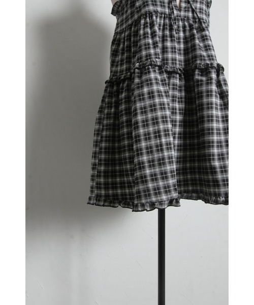 tocco closet(トッコ クローゼット)の「リボン付きティアードフリルチュニック(キャミソール・レディース・ブラック/ブラウン・M)」の14枚目の写真