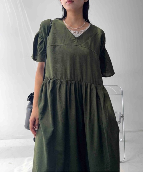 AS KNOW AS plus(アズノゥアズプラス)の「☆袖フレア ゆったりギャザーワンピ―ス(ワンピース・レディース・ブラック/カーキ/ブラック系/ネイビー系・FREE)」の13枚目の写真