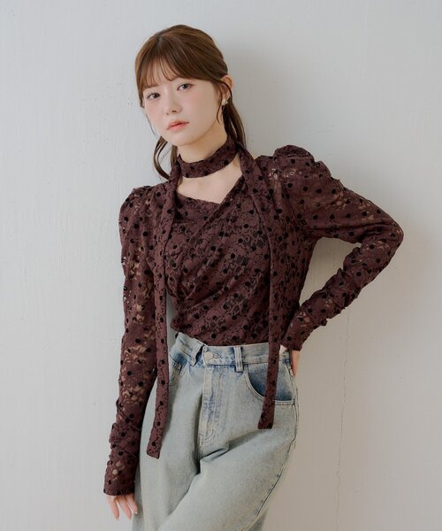 Chico(チコ)の「REVIVAL【SALON by Chico】フロッキードットレーストップス(シャツ/ブラウス・レディース・ライトベージュ/ブラウン/ホワイト・FREE)」の8枚目の写真