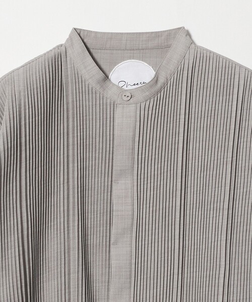 Pheeta(フィータ)の「<Pheeta>Bourke シャツ - UNISEX - / 016CMen-SH0(シャツ/ブラウス・メンズ・ベージュ/ダークグレー・2/1)」の6枚目の写真