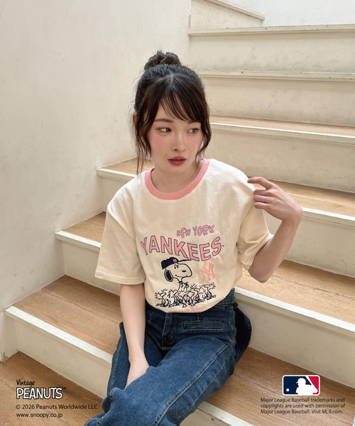 MIIA(ミーア)の「【MLB×PEANUTS】 Tシャツ(Tシャツ/カットソー・レディース・ホワイト/オフホワイト/ブラウン/ピンク・FREE)」の5枚目の写真