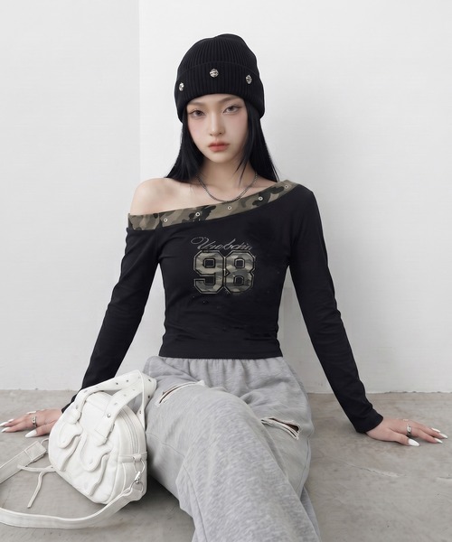 non-hedge(ノンヘッジ)の「迷彩切替ワンショルダーロンT(Tシャツ/カットソー・レディース・ブラック/チャコールグレー/オフホワイト/カーキ・FREE)」の12枚目の写真