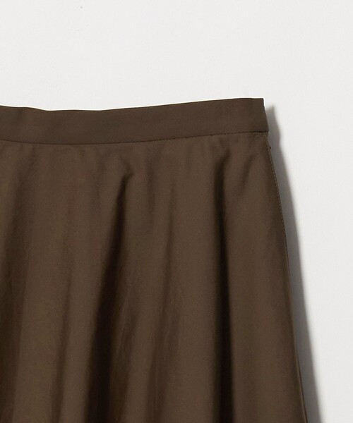 UNITED ARROWS(ユナイテッドアローズ)の「バルーン スカート(スカート・レディース・ブラック/モカ・38/36)」の3枚目の写真