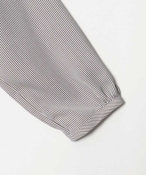 A DAY IN THE LIFE UNITED ARROWS(アデイインザライフユナイテッドアローズ)の「フロントラッフル クルーネックブラウス <A DAY IN THE LIFE>(シャツ/ブラウス・レディース・ライトピンク/ナチュラル/ダークブラウン/ホワイト・FREE)」の7枚目の写真