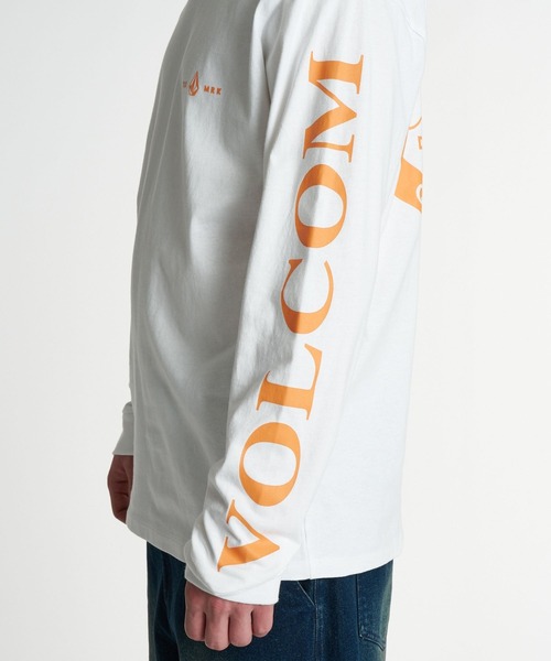 VOLCOM(ボルコム)の「VOLCOM メンズ MONTREY LS ロンT 【2026年秋冬モデル】/ボルコム袖プリントバックプリント長袖ロンT(Tシャツ/カットソー・メンズ・ブルー系その他/グリーン/ホワイト・MEDIUM/LARGE/X-LARGE)」の4枚目の写真