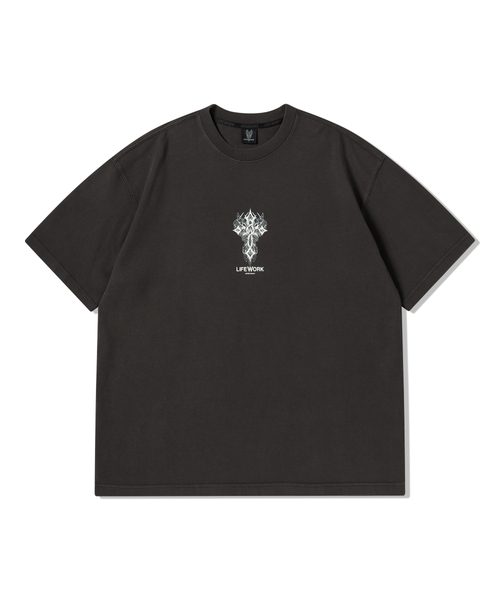 LIFE WORK(ライフワーク)の「十字架プリントダイング半袖Tシャツ(Tシャツ/カットソー・メンズ・チャコールグレー/カーキ・M/L)」の2枚目の写真