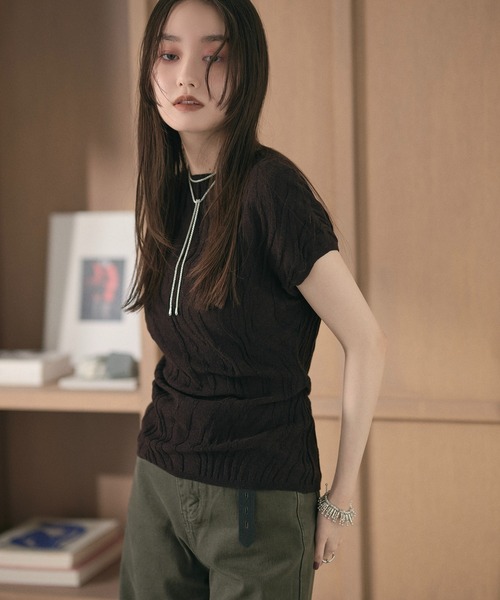 LAULEN(ローレン)の「textured pattern knit pullover /ニュアンス柄ニットプルオーバー(ニット/セーター・レディース・ベージュ/ボルドー/チャコールグレー/ホワイト/ブラック・FREE)」の9枚目の写真