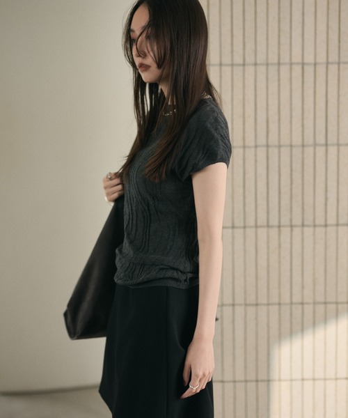 LAULEN(ローレン)の「textured pattern knit pullover /ニュアンス柄ニットプルオーバー(ニット/セーター・レディース・ベージュ/ボルドー/チャコールグレー/ホワイト/ブラック・FREE)」の21枚目の写真
