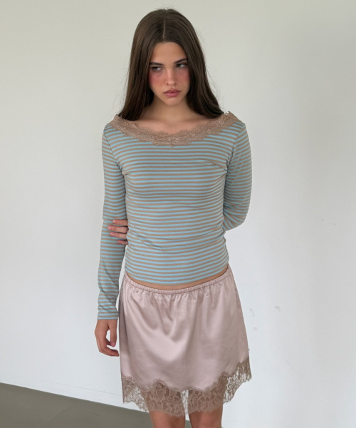 ASURA(アスラ)の「NECK LACE LONG SLEEVE T (SOFT BLUE+BEIGE STRIPE)(Tシャツ/カットソー・レディース・その他・OS)」の2枚目の写真