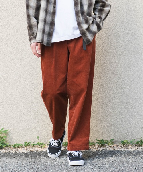 URBAN RESEARCH DOORS（アーバンリサーチドアーズ）の「ウェビングベルトコーデュロイトラウザー（その他パンツ・メンズ・オレンジ/モカ/チャコールグレー・LARGE/MEDIUM/SMALL）」の3枚目の写真