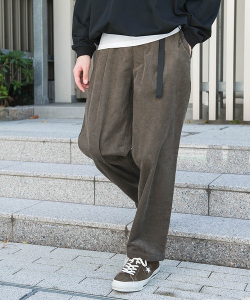 URBAN RESEARCH DOORS（アーバンリサーチドアーズ）の「ウェビングベルトコーデュロイトラウザー（その他パンツ・メンズ・オレンジ/モカ/チャコールグレー・LARGE/MEDIUM/SMALL）」の2枚目の写真