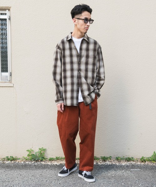 URBAN RESEARCH DOORS（アーバンリサーチドアーズ）の「ウェビングベルトコーデュロイトラウザー（その他パンツ・メンズ・オレンジ/モカ/チャコールグレー・LARGE/MEDIUM/SMALL）」の6枚目の写真
