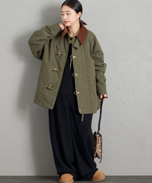 ARMY TWILL（アーミーツイル）の「[ARMY TWILL/アーミーツイル] 別注 中綿入り FIREMAN ミリタリージャケット（ミリタリージャケット・レディース・ダークグリーン/ブラック・M/L）」の5枚目の写真