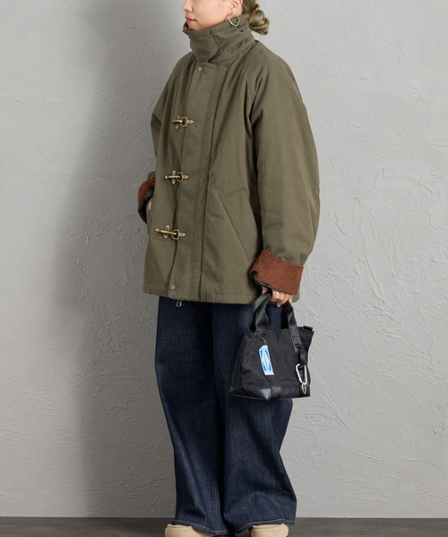 ARMY TWILL（アーミーツイル）の「[ARMY TWILL/アーミーツイル] 別注 中綿入り FIREMAN ミリタリージャケット（ミリタリージャケット・レディース・ダークグリーン/ブラック・M/L）」の9枚目の写真