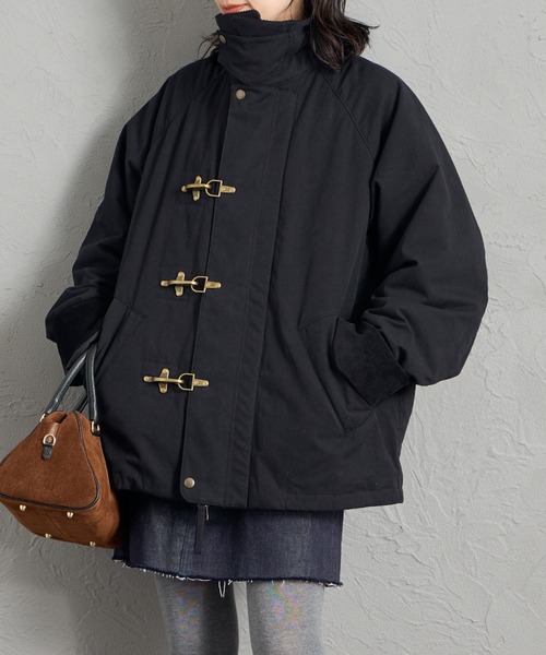 ARMY TWILL（アーミーツイル）の「[ARMY TWILL/アーミーツイル] 別注 中綿入り FIREMAN ミリタリージャケット（ミリタリージャケット・レディース・ダークグリーン/ブラック・M/L）」の20枚目の写真