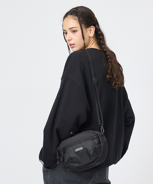 Dickies（ディッキーズ）の「【DICKIES/ディッキーズ】TOWNTRAIL FUNNY PACK / タウントレイルファニーパック / ユニセックス（ショルダーバッグ・メンズ・ブラウン/ブラック・フリー）」の2枚目の写真