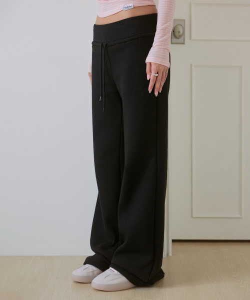 ROSEFRANTZ（ロゼフランツ）の「Wide Waistband Fleece Bootcut Pants [Black]（スウェットパンツ・レディース・ブラック・X-SMALL/SMALL/MEDIUM）」の3枚目の写真