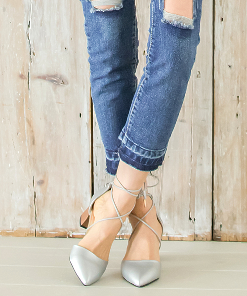 Re:EDIT（リエディ）の「[パンプスランキング1位獲得中]セパレートTYPEスタックヒールレースアップパンプス/ギリーパンプス/シューズ[Re:EDIT/リエディ][リエディオリジナル]（パンプス・レディース・ホワイト/シルバー/ブラック/ベージュ/サーモンピンク・X-LARGE/MEDIUM/XX-LARGE/X-SMALL/SMALL/LARGE）」の5枚目の写真