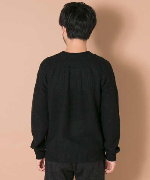 URBAN RESEARCH（アーバンリサーチ）の「UR 球心ジャカードC/N（ニット/セーター・メンズ・ボルドー/ホワイト/ブラック・MEDIUM/LARGE）」の6枚目の写真