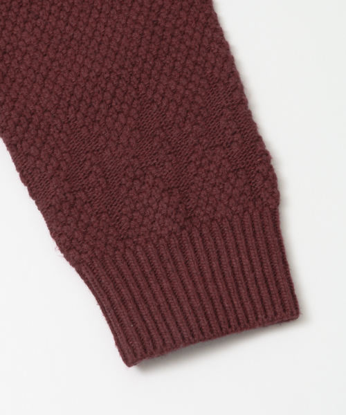 URBAN RESEARCH（アーバンリサーチ）の「UR 球心ジャカードC/N（ニット/セーター・メンズ・ボルドー/ホワイト/ブラック・MEDIUM/LARGE）」の9枚目の写真