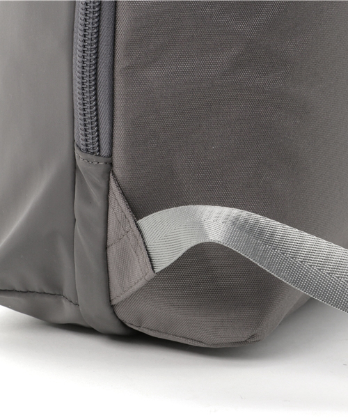 anello(アネロ)の「【anello】アネロ 高密度ナイロン風リュック 大 (バックパック/リュック・レディース・グレー/ネイビー/ブラック/オリーブ/レッド・ONE SIZE)」の12枚目の写真