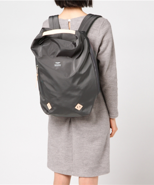 anello(アネロ)の「【anello】アネロ 高密度ナイロン風リュック 大 (バックパック/リュック・レディース・グレー/ネイビー/ブラック/オリーブ/レッド・ONE SIZE)」の11枚目の写真